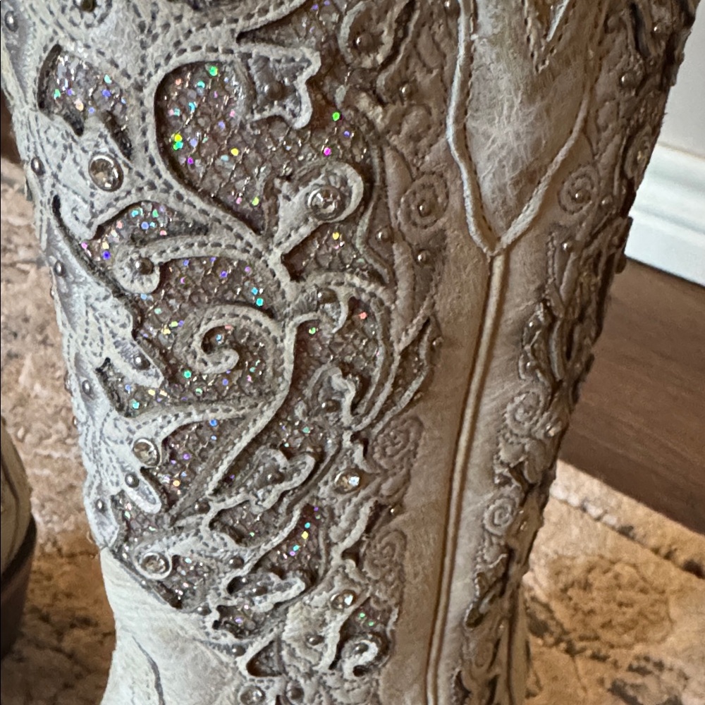 Corral White Glitter Inlay And Crystals Womens Boots Size 6.5 - Picture 4 of 8
